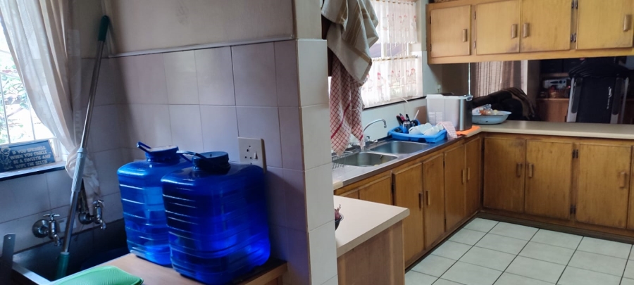 4 Bedroom Property for Sale in Pellissier Free State